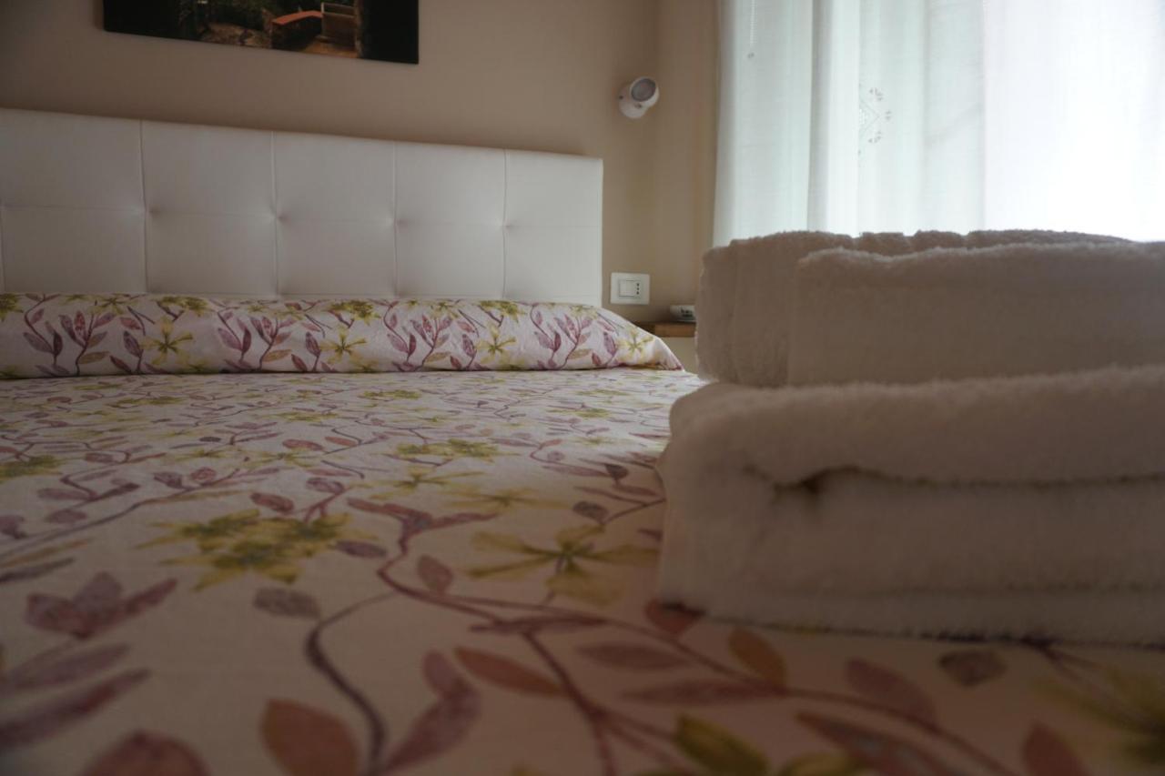 Casa Vacanze B&B Ondes Камерота Екстериор снимка
